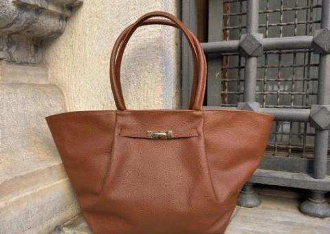 Sac à main spacieux - 1/4