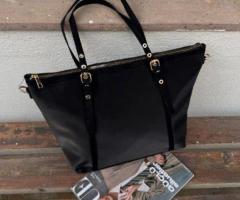 Joli sac à main 20$