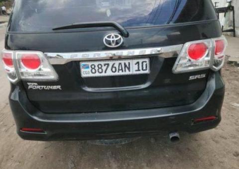 Toyota Fortuner 2015 - 3/4