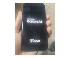 Telephones,tablettes,wifi,laptops